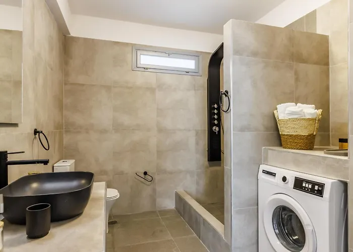 Apartment Heaven House