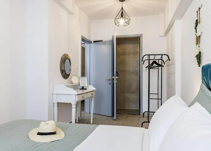 Heaven House * Skopelos Town